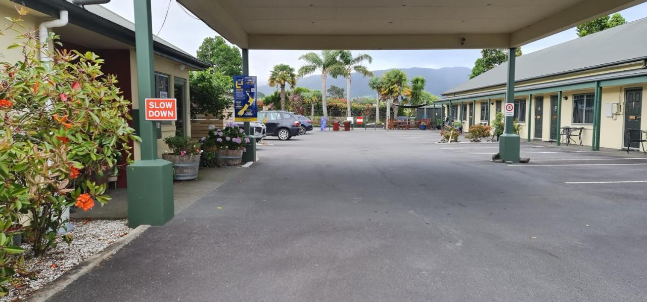 Asure Kaimai View Motel Катикати Экстерьер фото