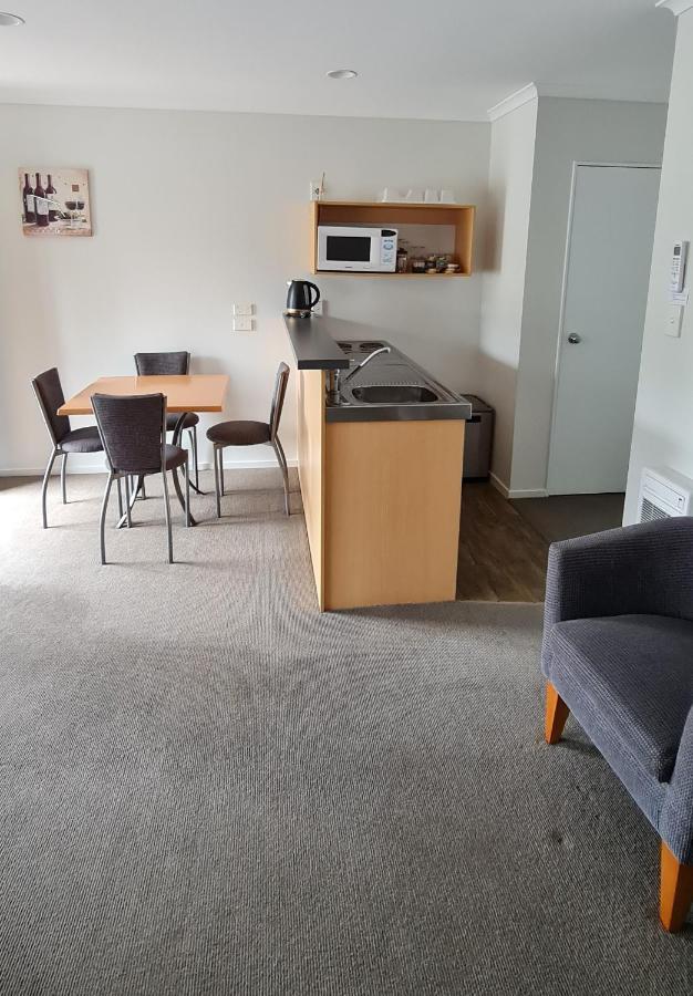 Asure Kaimai View Motel Катикати Экстерьер фото