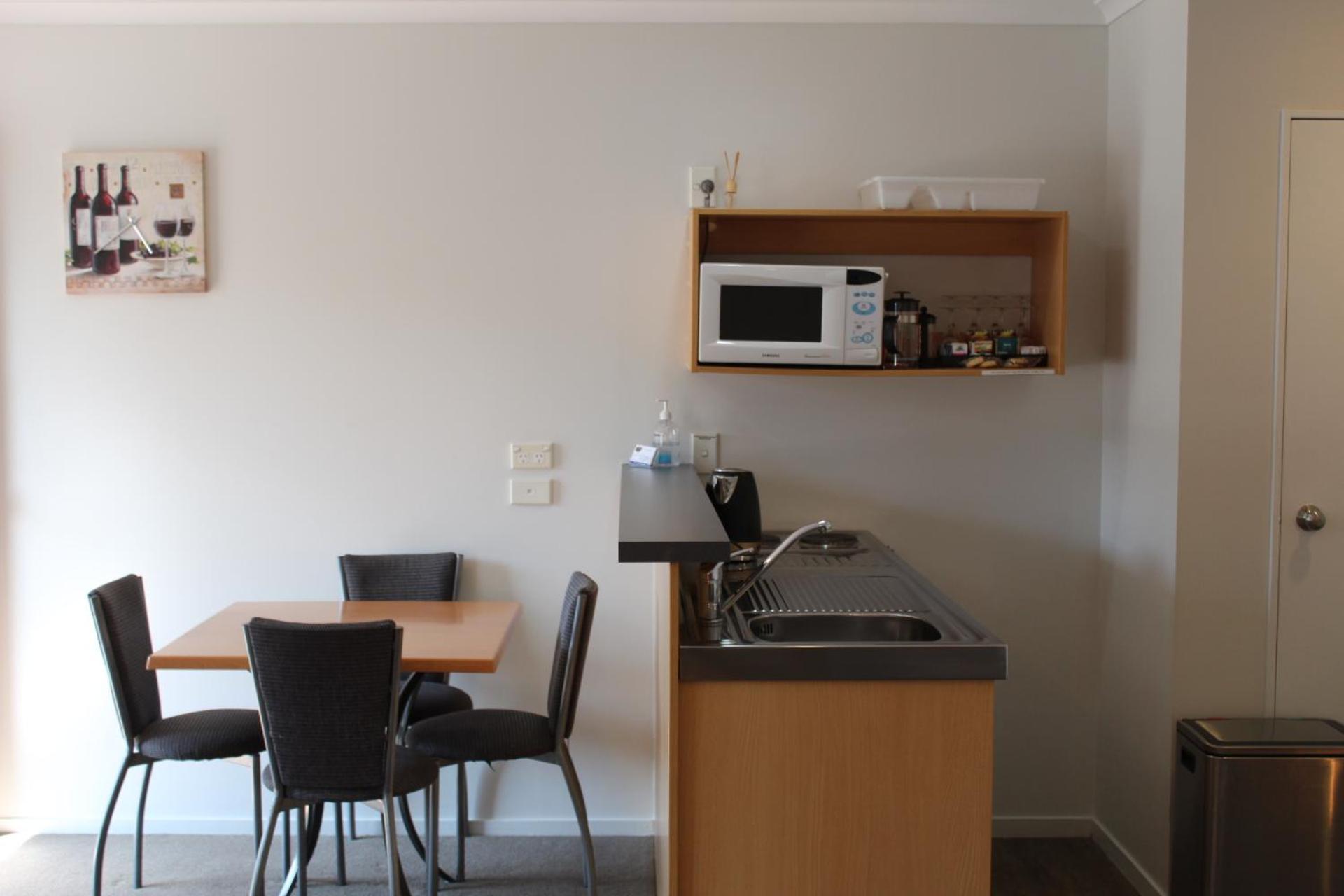Asure Kaimai View Motel Катикати Экстерьер фото